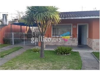 https://www.gallito.com.uy/venta-casa-3-dormitorios-en-lezica-sobra-la-principal-con-inmuebles-26007771