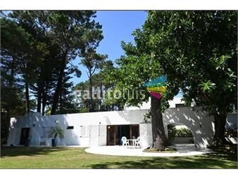 https://www.gallito.com.uy/casa-punta-del-este-inmuebles-24852098