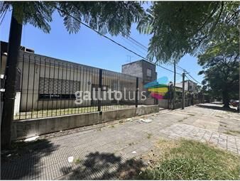 https://www.gallito.com.uy/venta-casa-2-dormitorios-con-garage-para-7-coches-jacinto-inmuebles-25892655