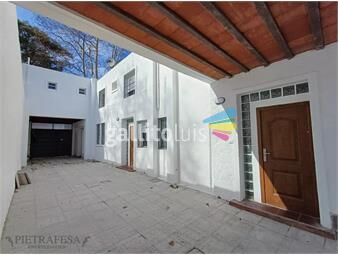 https://www.gallito.com.uy/apto-en-venta-2-dormitorios-1-baño-cochera-jacinto-vera-inmuebles-26007995