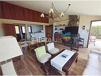 https://www.gallito.com.uy/casa-en-la-floresta-a-metros-de-la-rambla-inmuebles-25710186