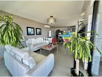 https://www.gallito.com.uy/apartamento-en-venta-en-primera-linea-playa-mansa-punta-d-inmuebles-25023051