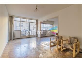 https://www.gallito.com.uy/venta-gran-apartamento-de-epoca-en-el-centro-inmuebles-26026953