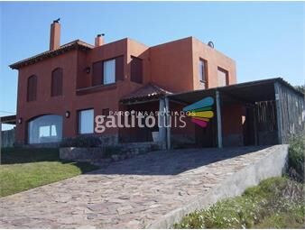 https://www.gallito.com.uy/hermoso-chalet-con-vista-al-mar-en-el-chorro-manantiales-inmuebles-26027020