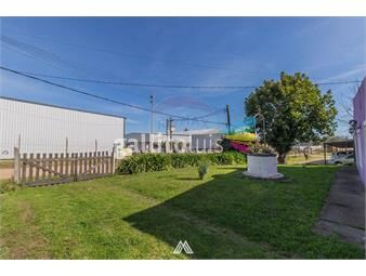 https://www.gallito.com.uy/venta-terreno-1472m²-melilla-con-salida-a-ruta-5-inmuebles-26030033