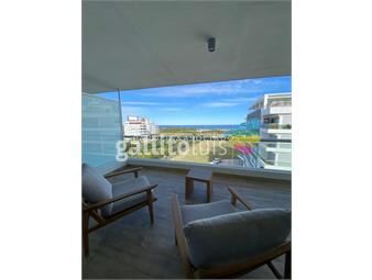 https://www.gallito.com.uy/apartamento-en-venta-de-2-dormitorios-en-primera-linea-en-b-inmuebles-25971966