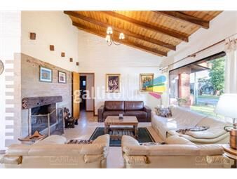 https://www.gallito.com.uy/muy-linda-casa-en-venta-en-playa-mansa-punta-del-este-cua-inmuebles-23217896