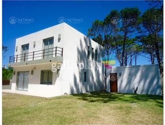 https://www.gallito.com.uy/casa-en-alquiler-4-dormitorios-a-dos-cuadras-de-la-playa-inmuebles-23759187