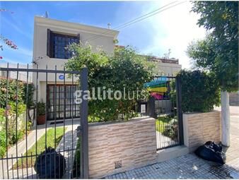 https://www.gallito.com.uy/venta-casa-en-padron-unico-de-2-plantas-3dormitorios-parqu-inmuebles-25975493