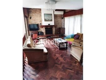 https://www.gallito.com.uy/casa-carrasco4-dorm3-bañosbarbacoagge-2autosprox-avd-inmuebles-24506239