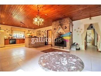 https://www.gallito.com.uy/venta-de-gran-casa-con-4-hectareas-en-los-titanes-inmuebles-24983800