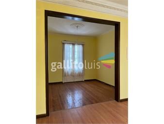 https://www.gallito.com.uy/apartamento-en-venta-de-3-dormitorios-en-tres-cruces-inmuebles-26082566