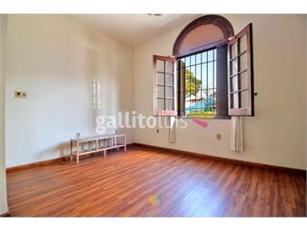 https://www.gallito.com.uy/venta-casa-4-dormitorios-y-gran-estar-jacinto-vera-inmuebles-26084877