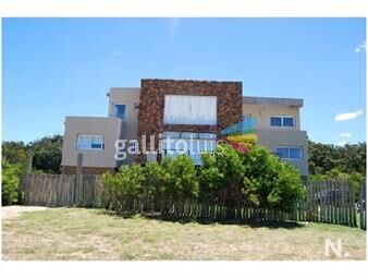 https://www.gallito.com.uy/casa-en-santa-monica-4-dormitorios-inmuebles-26085317