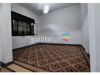 https://www.gallito.com.uy/apartamento-tipo-casa-de-tres-dormitorios-con-azotea-en-agu-inmuebles-26089296