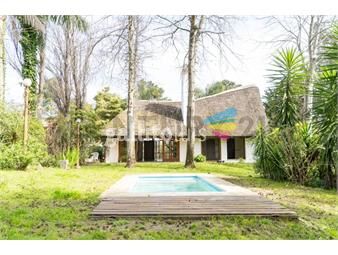 https://www.gallito.com.uy/casa-en-venta-en-pinares-en-camino-de-la-laguna-punta-d-inmuebles-25917661