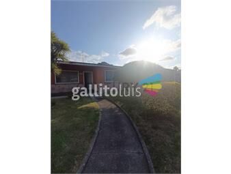 https://www.gallito.com.uy/venta-casa-3-dormitorios-en-lezica-sobra-la-principal-con-inmuebles-26008031