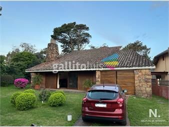 https://www.gallito.com.uy/vende-casa-de-3-dormitorios-en-pinares-punta-del-este-inmuebles-26102787