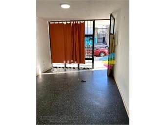 https://www.gallito.com.uy/apartamento-en-alquiler-1dormitorio-1-baño-barrio-sur-inmuebles-26117718