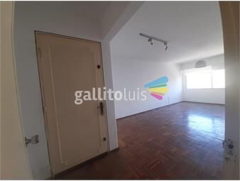 https://www.gallito.com.uy/apartamento-en-venta-de-tres-dormitorios-con-garaje-en-poci-inmuebles-26007792