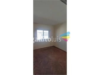 https://www.gallito.com.uy/alquiler-apartamento-2-dormitorios-planta-baja-sin-gasto-inmuebles-26117884