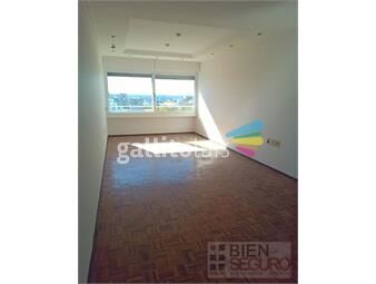 https://www.gallito.com.uy/apartamento-de-3-dormitorios-3-baños-en-alquiler-en-el-cen-inmuebles-25583450