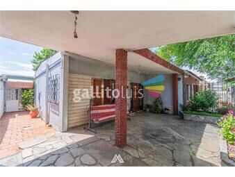 https://www.gallito.com.uy/venta-en-pando-casa-3-dormitorios-da-a-2-calles-inmuebles-26125073