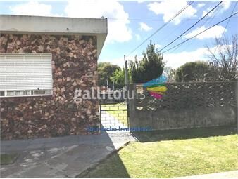 https://www.gallito.com.uy/venta-de-casa-en-la-teja-con-apartamentos-y-cocheras-inmuebles-26085215