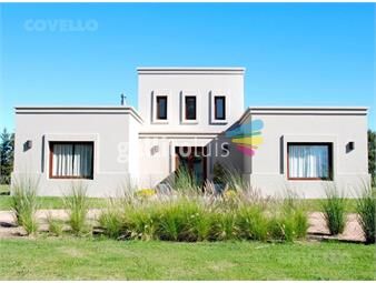 https://www.gallito.com.uy/venta-casa-en-carmelo-barrio-privado-campo-chico-inmuebles-25619495