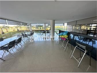 https://www.gallito.com.uy/apartamento-en-brava-2-dormitorios-inmuebles-25082822