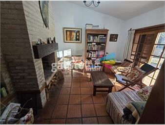 https://www.gallito.com.uy/casa-de-3-dormitorios-y-gran-barbacoa-en-venta-en-la-flores-inmuebles-26172486