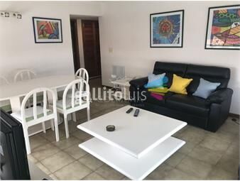 https://www.gallito.com.uy/apto-de-2-dormitorios-1-baño-con-vista-a-la-mansa-el-edif-inmuebles-22908357