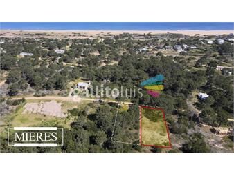 https://www.gallito.com.uy/lote-de-1636-mts2-en-arenas-de-jose-ignacio-inmuebles-22174084