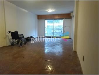 https://www.gallito.com.uy/bajo-oportunidad-apto-de-3dorm-3-baños-y-gge-en-pocitos-inmuebles-26193259