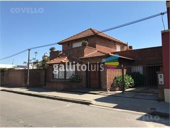 https://www.gallito.com.uy/venta-amplia-casa-ubicada-en-la-rambla-de-la-ciudad-de-ca-inmuebles-26204779