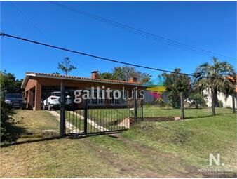 https://www.gallito.com.uy/vende-casa-de-3-dormitorios-en-pinares-cerca-del-mar-punt-inmuebles-26193945