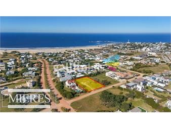 https://www.gallito.com.uy/venta-lote-en-barrio-priv-club-de-mar-en-jose-ignacio-inmuebles-25780668