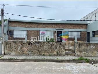 https://www.gallito.com.uy/venta-casa-tres-cruces-2-dormitorios-culta-y-martin-c-mart-inmuebles-26204369