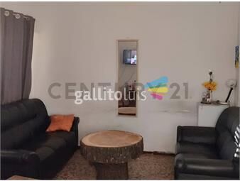 https://www.gallito.com.uy/casa-2-dor-jardin-entrada-auto-parrillero-acepta-ban-inmuebles-25931564