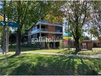 https://www.gallito.com.uy/apartamento-2-dormitorios-con-cochera-y-box-como-nuevo-inmuebles-26212626