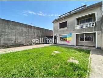 https://www.gallito.com.uy/venta-casa-2-dormitorios-y-cochera-ph-la-teja-inmuebles-26228192