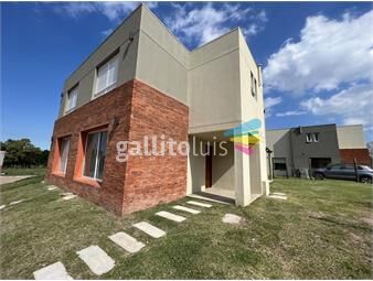 https://www.gallito.com.uy/venta-de-casa-de-3-dormitorios-en-verdes-del-este-inmuebles-23401583