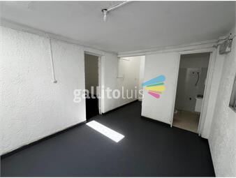 https://www.gallito.com.uy/apartamento-2-dormitorios-por-corredor-abierto-la-comercial-inmuebles-26228234