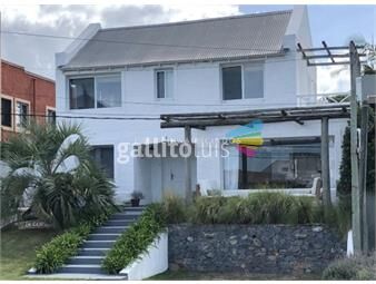 https://www.gallito.com.uy/casa-en-venta-de-4-dormitorios-en-la-barra-punta-del-este-inmuebles-21142981