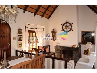 https://www.gallito.com.uy/casa-en-pinares-4-dormitorios-inmuebles-17597806