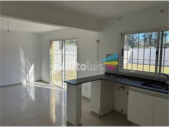 https://www.gallito.com.uy/venta-casa-frente-al-mar-4-dor-2-baños-145-edif-400-terreno-inmuebles-20169969