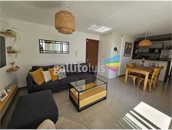 https://www.gallito.com.uy/hermoso-apto-piso-alto-con-garaje-y-2-boxes-para-entrar-inmuebles-26237963