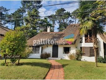 https://www.gallito.com.uy/casa-en-venta-de-2-dormitorios-en-pinares-punta-del-este-inmuebles-18366982