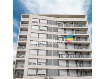 https://www.gallito.com.uy/apartamento-apto-en-venta-con-renta-a-pasos-de-tres-cruces-inmuebles-22822944