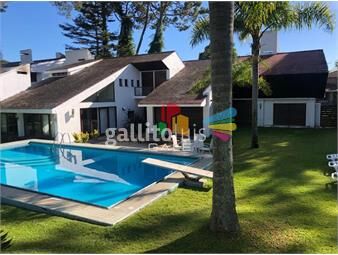 https://www.gallito.com.uy/excelente-casa-de-7-dormitorios-piscina-barbacoa-y-depend-inmuebles-22741953